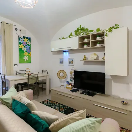 Cocciu D'amuri Apartment *